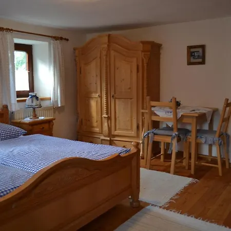 Haus Ballwein Bed & Breakfast